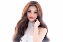 Làm Á hậu sang chảnh, về nhà Kiều Loan vẫn vật lộn với đống bát đũa 