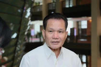 Thủy Tiên quyên góp 100 tỷ "có thể đưa vào giáo trình giảng dạy"