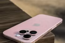 Rò rỉ hình ảnh iPhone 15 Pro Max màu hồng đẹp "lịm tim" 