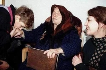 Rùng mình xem Vanga tiên tri: "Virus Corona có thể được khống chế"