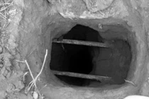 Khói xanh bốc lên từ mộ cổ, chuyên gia lập tức phong tỏa cả núi