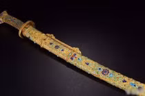 Mang kiếm vàng Phổ Nghi kiểm định, lão nông nói gì... chuyên gia “nín lặng"? 