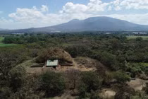 Người Maya kỳ công xây kim tự tháp từ đá núi lửa thế nào?