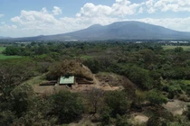 Người Maya kỳ công xây kim tự tháp từ đá núi lửa thế nào?