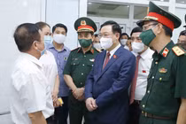 Chủ tịch Quốc hội yêu cầu đẩy nhanh tiến độ sản xuất vaccine Nanocovax