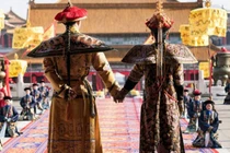 Bí mật bên trong túi gấm lì xì đầu xuân của hoàng đế nhà Thanh 