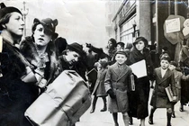 Hơn 100 năm trước, Giáng sinh được tổ chức hoành tráng thế nào?