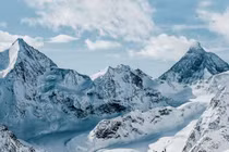 Sông băng tan chảy trên đỉnh Alps, bất ngờ lộ ra loạt hài cốt 