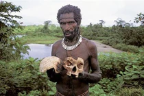 Bộ lạc sống trên cây cao 50m, tách biệt với thế giới