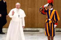 Bật mí đội vệ binh bảo vệ an nguy của Giáo hoàng Vatican 