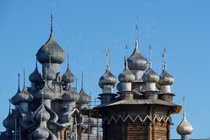 Nhà thờ gỗ cao nhất thế giới "sừng sững" trước mưa nắng dù không dùng chiếc đinh nào