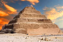 Ai Cập cổ đại dùng phương pháp hiện đại để xây kim tự tháp?