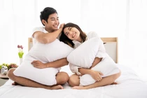 Vì đâu chồng xao lãng gối chăn? 