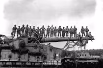 Tận mục khẩu súng lớn nhất thế giới do Đức quốc xã chế tạo