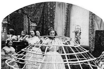 Những mốt thời trang "chết người'"trong lịch sử