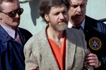 Những tên tội phạm khét tiếng bị FBI truy bắt gắt gao nhất