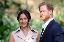 Những lần gây xôn xao dư luận của vợ chồng công tước Harry