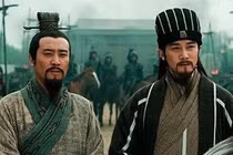 Lưu Bị tin tưởng Gia Cát Lượng tuyệt đối?