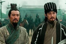 Lưu Bị tin tưởng Gia Cát Lượng tuyệt đối?