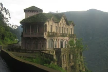 Chuyện rùng rợn về khách sạn “ma” ở Colombia 