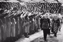 Trận chiến kỳ lạ: Lính Đức phản bội Hitler quay sang giúp Mỹ