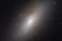 NASA 'bối rối' trước siêu vật thể 'giữa 2 thế giới'