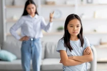 Nghi con gái riêng của chồng trộm tiền, tôi sững sờ khi biết “thủ phạm"