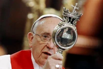 Bí ẩn lọ máu của Thánh Januarius chứa “phép màu” 