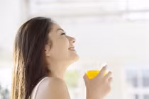 Mỗi buổi trưa uống cốc nước này mọi mỡ thừa tiêu biến