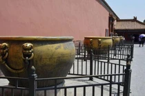 Vì sao hàng trăm vạc nước trong Tử Cấm Thành không đóng băng vào đông? 