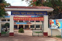 Tung clip thầy giáo quan hệ với nữ sinh lên mạng có thể bị phạt tù