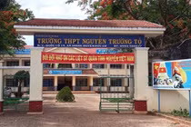 Tung clip thầy giáo quan hệ với nữ sinh lên mạng có thể bị phạt tù