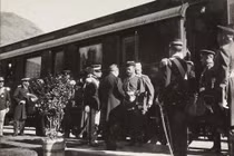 Loạt ảnh hiếm về cuộc sống Sa hoàng cuối cùng của nước Nga