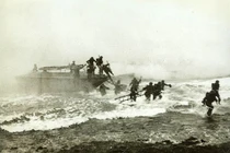 Bộ ảnh kinh điển mãi mới tiết lộ về Chiến tranh thế giới 2 