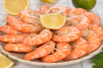 Luộc tôm theo cách này, tôm ngon ngọt vô cùng