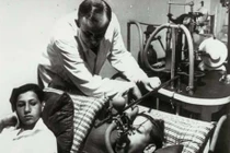 Rùng rợn thí nghiệm triệt sản vô nhân tính của Đức quốc xã