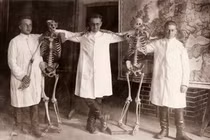 Loạt ảnh kinh điển ghi dấu khoảnh khắc đặc biệt nhất lịch sử nhân loại