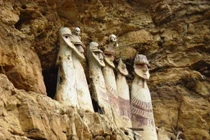 Độc đáo những cỗ quan tài hình người cổ xưa ở Peru