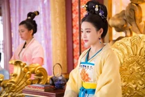 Bà hoàng TQ độc ác không sinh được con trai, giết sạch con vua