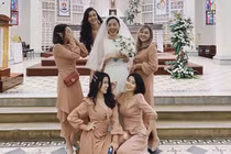 Hội bạn thân toàn hot girl của Tóc Tiên