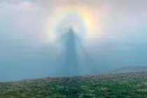 Bí ẩn quái vật màu xám xuất hiện trên ngọn núi cao của Scotland