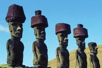 Vì sao gần 900 bức tượng bí ẩn trên đảo Phục sinh không giống nhau?
