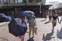 Nắng nóng kỷ lục ở Mỹ, Canada: Chưa kinh hoàng bằng những lần này