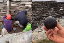 Mở mộ cổ thời đồ đá, giật mình phát hiện vật thể lạ lùng 