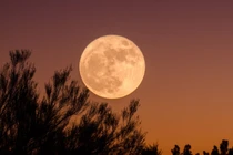 Hé lộ tuổi thật của Mặt Trăng: Lịch sử phải viết lại?