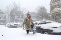 “Bão tuyết quái vật” ở Mỹ nguy hiểm sao khiến 37 người thiệt mạng? 