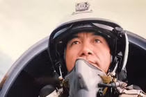 Thượng tướng Võ Văn Tuấn và chuyến bay Su-22M4 đầu tiên ra Trường Sa 