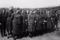 Ớn lạnh những nữ “đao phủ” tàn ác trong trại tập trung của Hitler