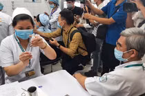 TP HCM đã tiêm 1,8 triệu liều vaccnine COVID-19
