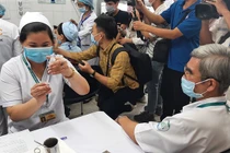 TP HCM đã tiêm 1,8 triệu liều vaccnine COVID-19